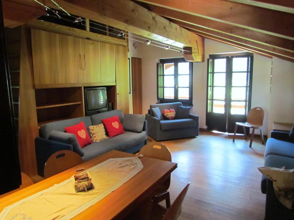 Il Piccolo Residence Gressoney-la-Trinité Стая снимка